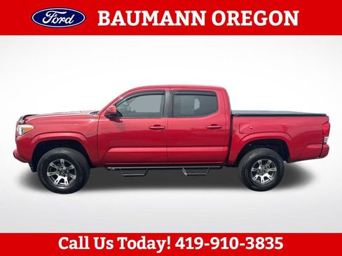 Used 2017 Toyota Tacoma SR w/ Tow Package AWD/4WD image 6