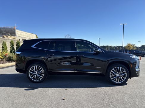 New 2026 Buick Enclave Avenir w/ Super Cruise Package image 11