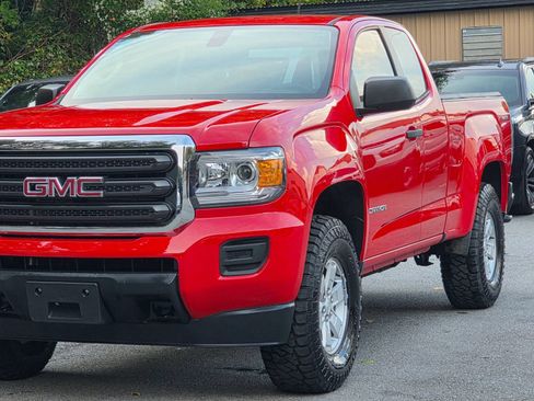 Used 2017 GMC Canyon 4x4 Extended Cab w/ Convenience Package image 3