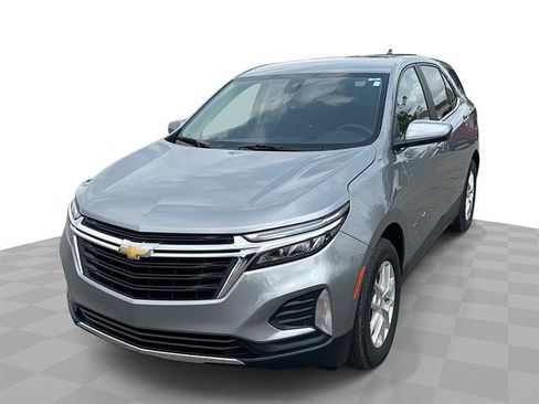 Used 2024 Chevrolet Equinox LT w/ LPO, Floor Liner Package FWD image 29