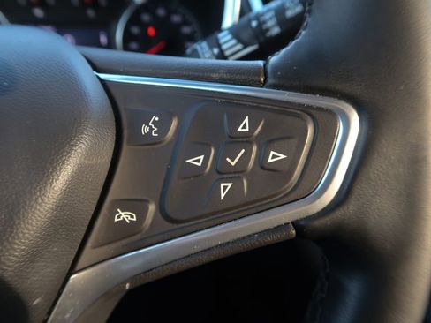 Used 2023 Chevrolet Equinox LT image 31