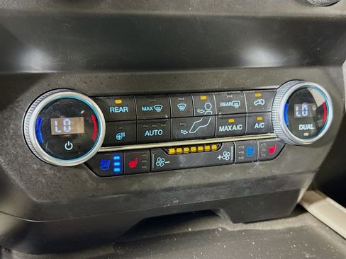 Used 2021 Ford Expedition Max XLT RWD image 14