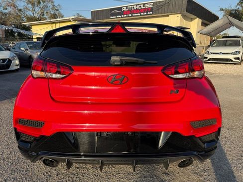 Used 2020 Hyundai Veloster N image 6