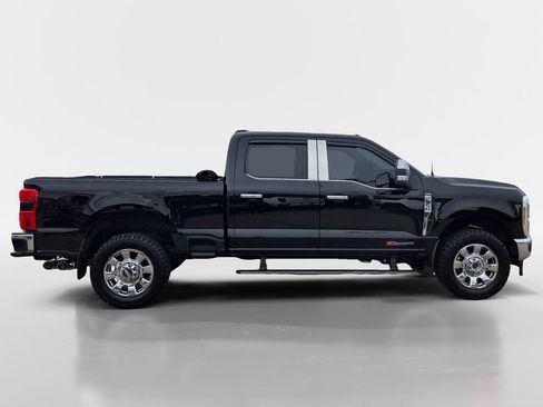 Used 2023 Ford F350 Lariat w/ Lariat Ultimate Package image 7