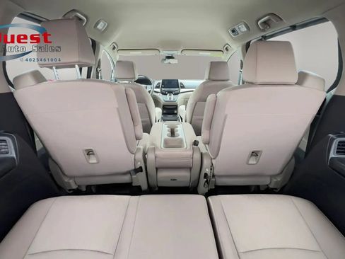 Used 2021 Honda Odyssey EX image 9