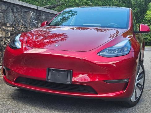 Used 2024 Tesla Model Y Long Range AWD/4WD image 75
