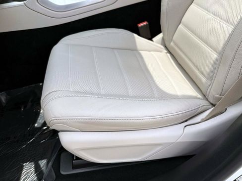 Certified 2026 Mercedes-Benz GLS 450 4MATIC image 23