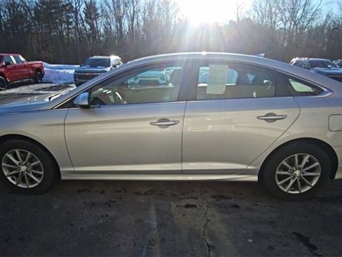 Used 2019 Hyundai Sonata SE image 5