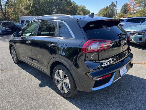 Used 2019 Kia Niro EX Premium w/ Sunroof Package image 5