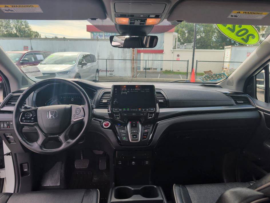 Used 2022 Honda Odyssey Elite image 11
