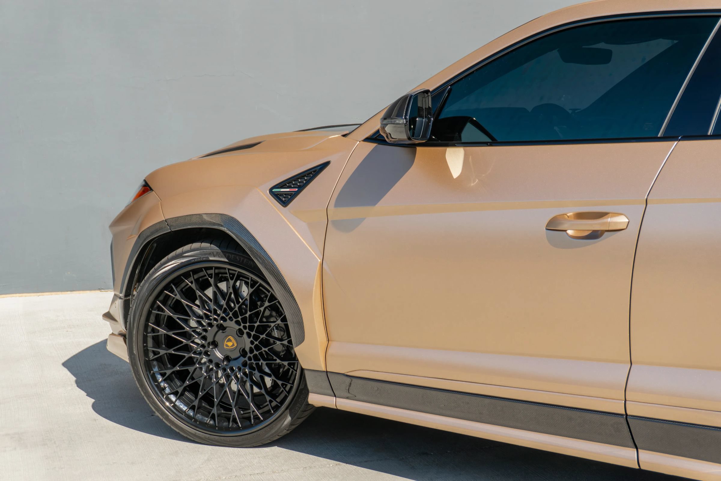 Used 2023 Lamborghini Urus Performante AWD/4WD image 49