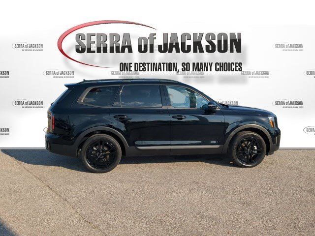 Certified 2023 Kia Telluride SX Prestige X-Line AWD/4WD image 9