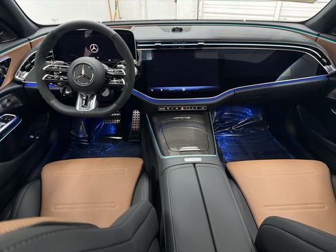 New 2026 Mercedes-Benz E 53 AMG e 4MATIC Sedan image 22