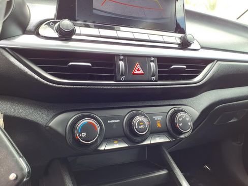 Certified 2023 Kia Forte LXS FWD image 19