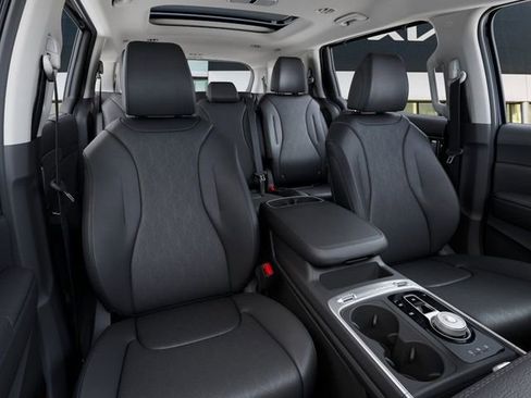 New 2026 Kia Carnival SX w/ SX Dark Edition Package image 15