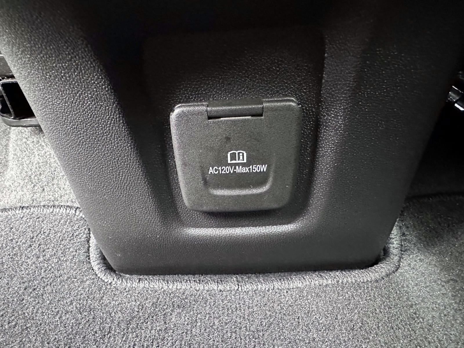 Used 2023 Chevrolet Equinox Premier AWD/4WD image 15
