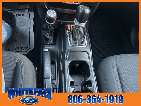 Used 2023 Jeep Gladiator Overland image 27