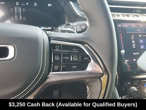 New 2025 Jeep Grand Cherokee Overland w/ Adv Protech Group III AWD/4WD image 40