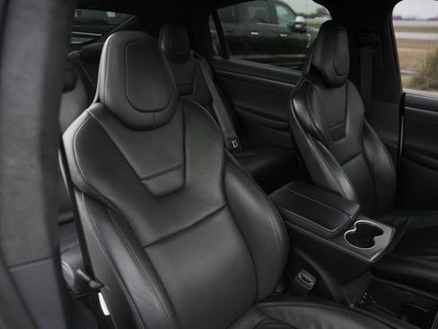 Used 2017 Tesla Model X 90D image 22