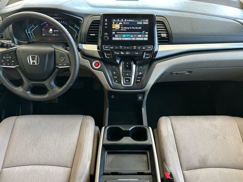 Used 2021 Honda Odyssey EX image 12