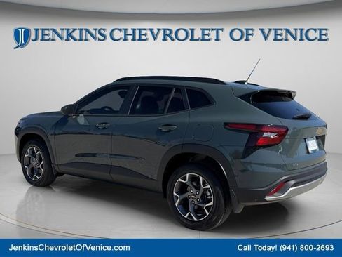 New 2026 Chevrolet Trax LT image 19