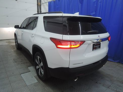 Used 2020 Chevrolet Traverse LT w/ LT Premium Package image 7