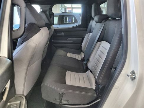 Certified 2025 Toyota Tacoma TRD Off-Road image 22