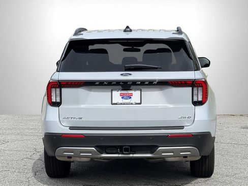New 2026 Ford Explorer Active w/ Active Comfort Package image 24