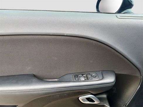 Used 2023 Dodge Challenger SXT w/ Blacktop Package image 9