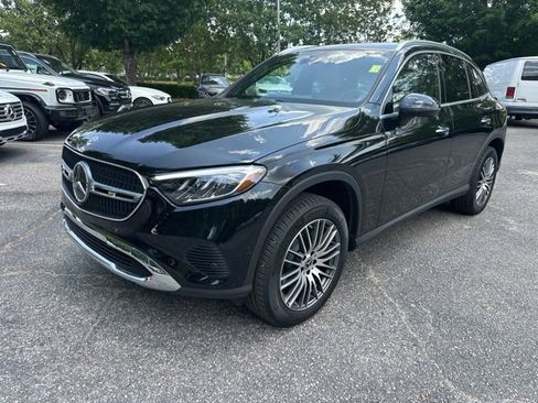 Used 2026 Mercedes-Benz GLC 300 4MATIC image 1
