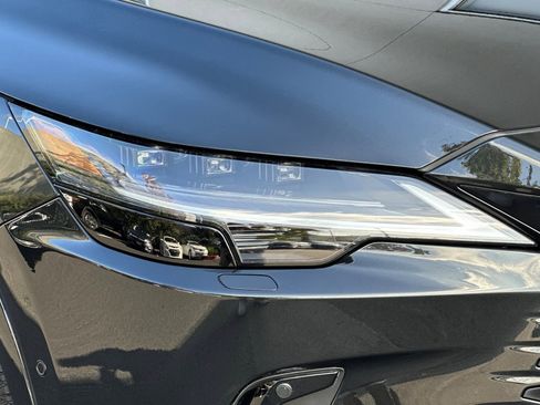 Certified 2024 Lexus RX 350 w/ Luxury Package image 11