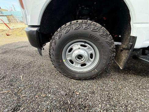 New 2026 Ford F350 XL w/ XL Off-Road Package image 9