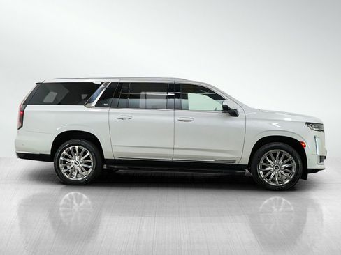 Used 2021 Cadillac Escalade ESV Premium Luxury image 7
