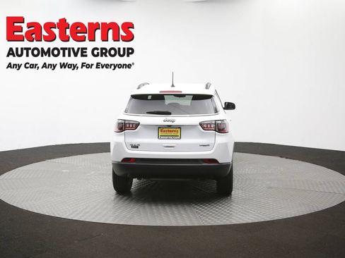 Used 2024 Jeep Compass Latitude AWD/4WD image 35