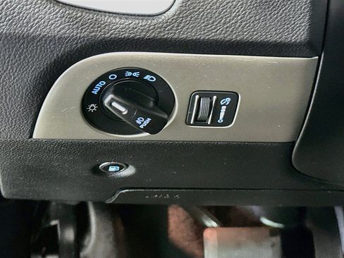Used 2019 Dodge Durango SXT AWD/4WD image 10