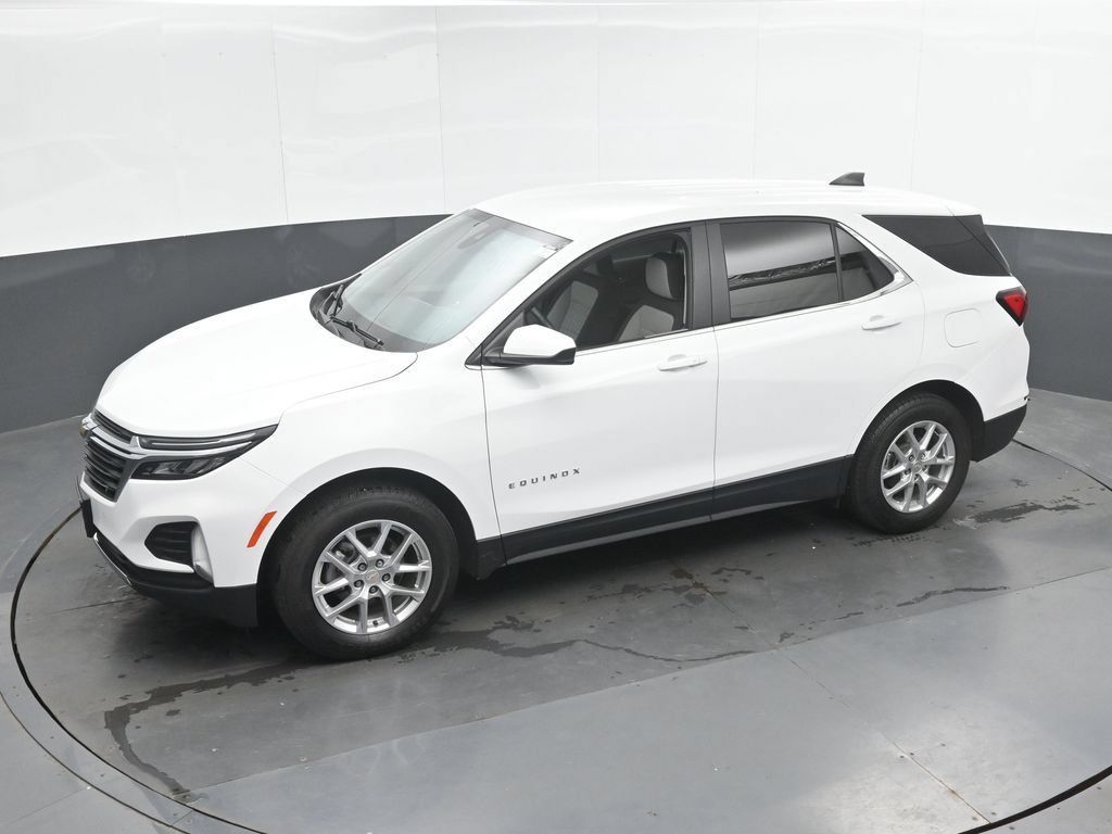 Used 2023 Chevrolet Equinox LT w/ Driver Convenience Package AWD/4WD image 34