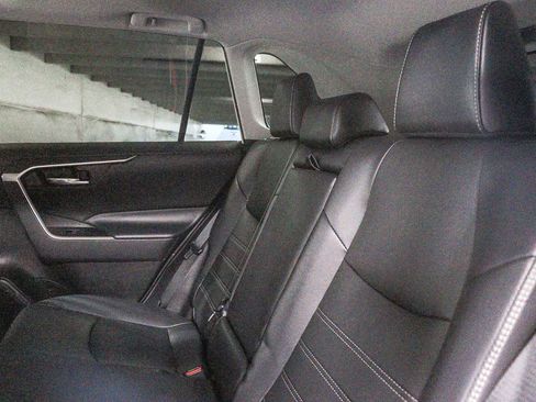 Used 2022 Toyota RAV4 XLE Premium FWD image 20