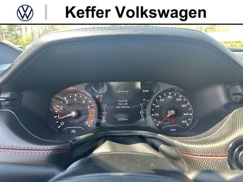 Used 2024 Jeep Compass Trailhawk AWD/4WD image 19