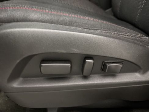 Used 2017 GMC Terrain SLE w/ Convenience Package image 19