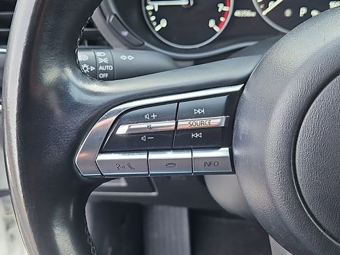 Used 2023 MAZDA MAZDA3 s image 16