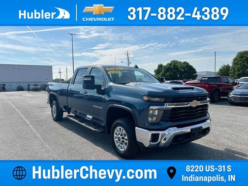 Used 2024 Chevrolet Silverado 2500 LT AWD/4WD image 1
