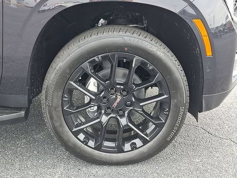 New 2026 GMC Yukon XL Elevation w/ Elevation Premium Package AWD/4WD image 6