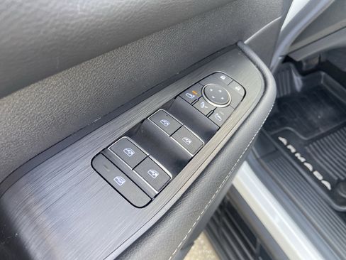 Certified 2025 Nissan Armada PRO-4X image 10