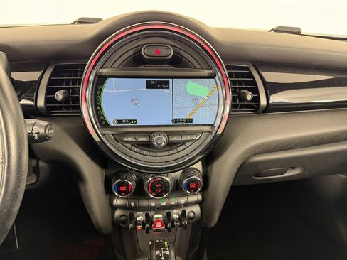 Used 2015 MINI Cooper 2-Door Hardtop image 23