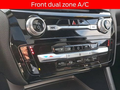 Used 2022 Ford Explorer ST-Line w/ Class IV Trailer Tow Package image 17