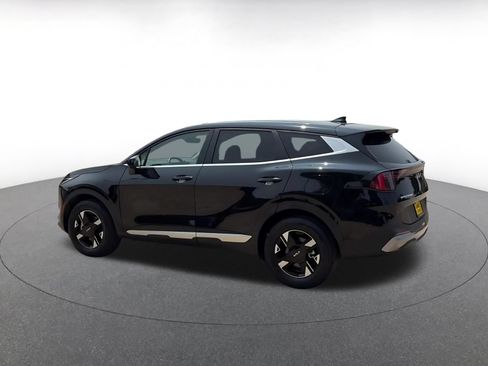 Used 2026 Kia Sportage LX AWD/4WD image 10