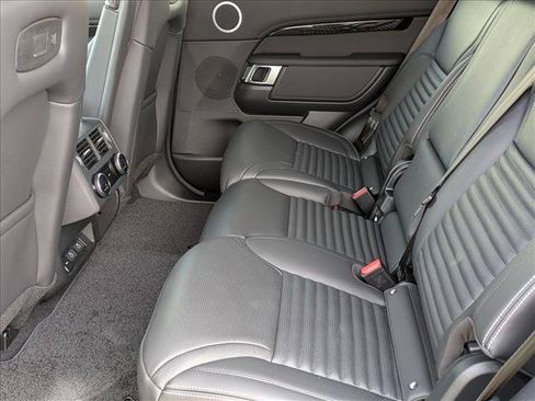 New 2026 Land Rover Discovery S AWD/4WD image 17