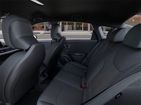 New 2026 Kia K4 LXS image 18