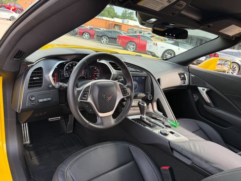 Used 2015 Chevrolet Corvette Stingray Coupe w/ 2LT Preferred Equipment Group RWD image 21
