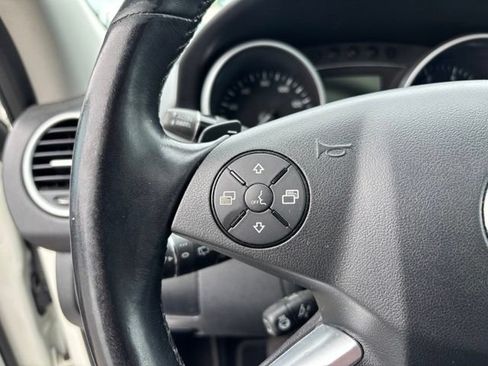 Used 2011 Mercedes-Benz ML 350 4MATIC image 18